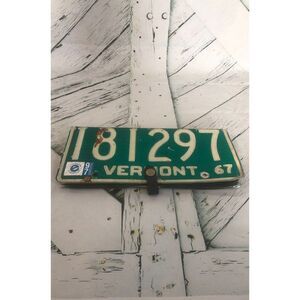 cd dvd holder license plate upcycled